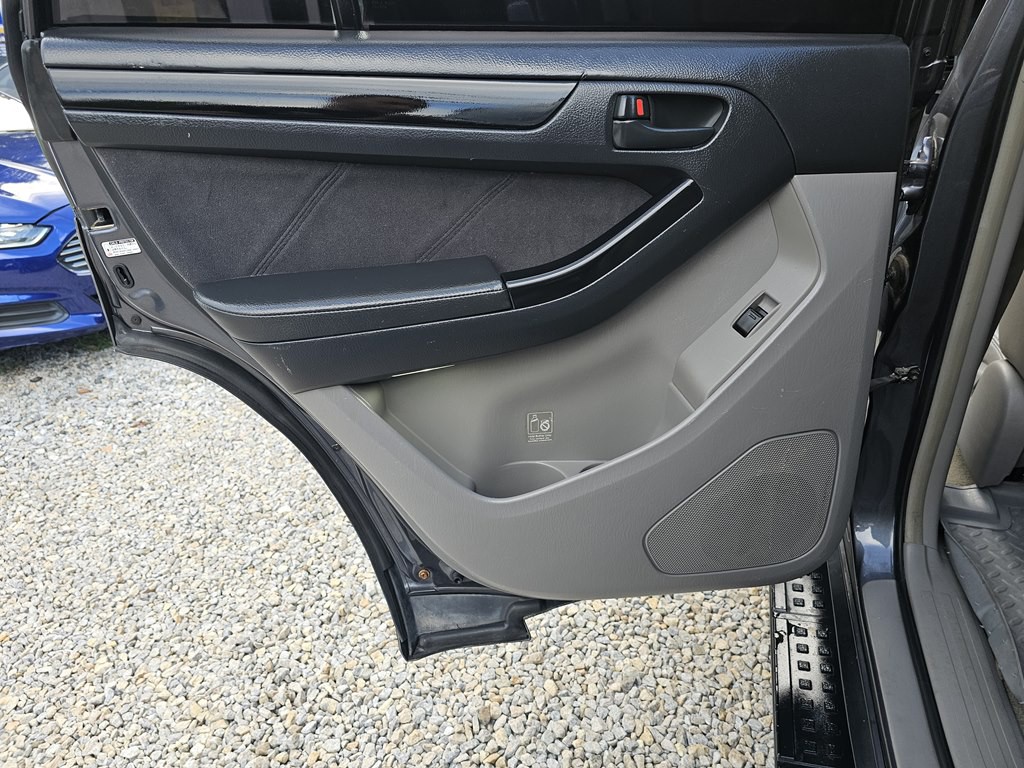 2005 Toyota 4Runner Image 14