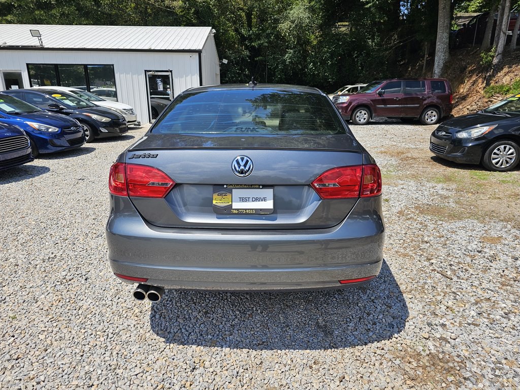 2012 Volkswagen Jetta Image 9