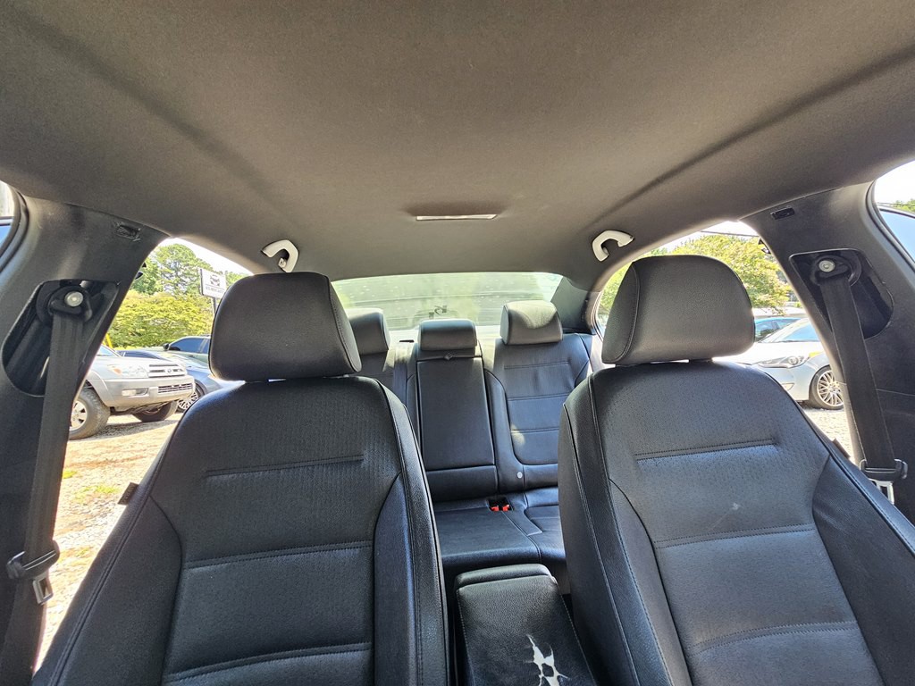 2012 Volkswagen Jetta Image 21