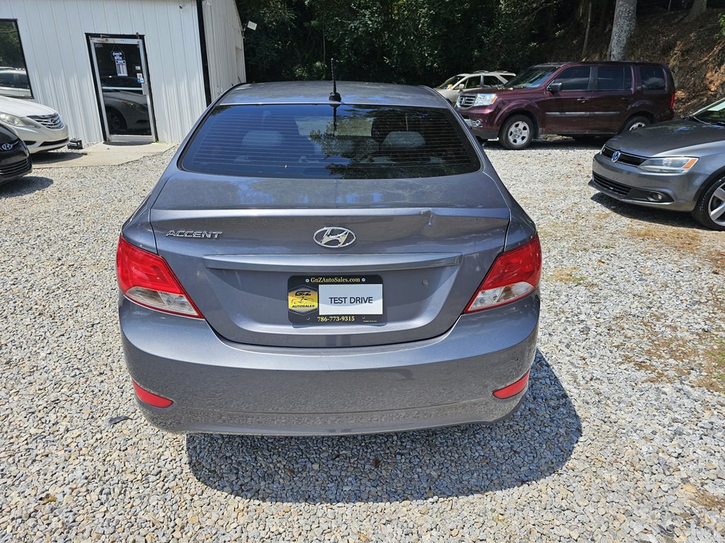 2017 Hyundai Accent Image 9