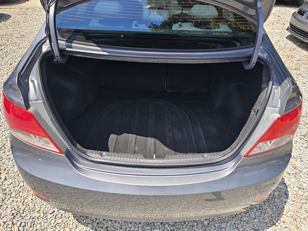 2017 Hyundai Accent Image 24