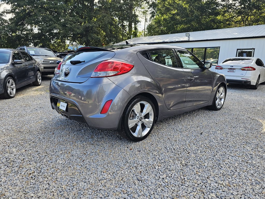 2013 Hyundai Veloster Image 8