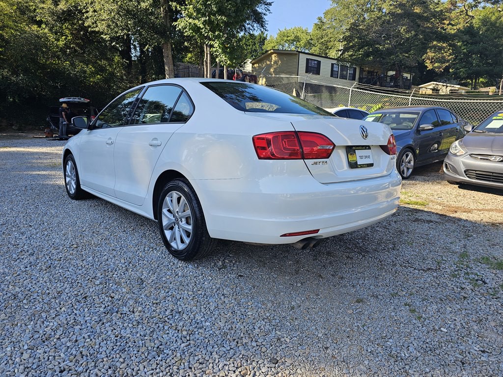 2011 Volkswagen Jetta Image 3
