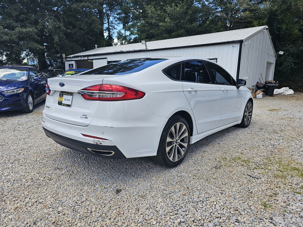 2019 Ford Fusion Image 8