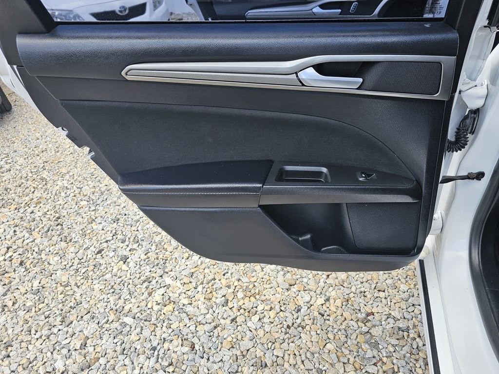 2019 Ford Fusion Image 14
