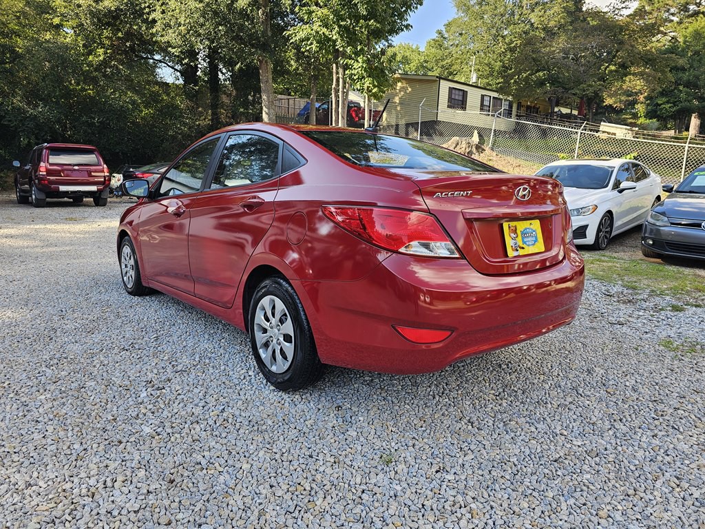 2015 Hyundai Accent Image 3