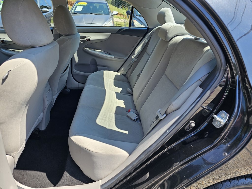 2012 Toyota Corolla Image 13