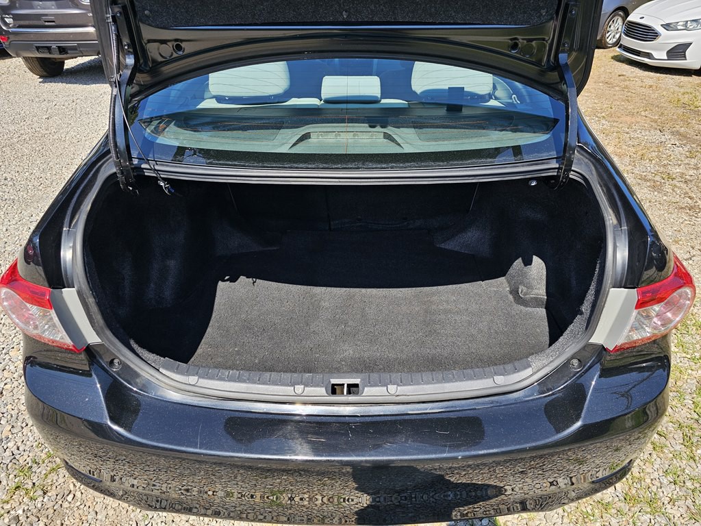 2012 Toyota Corolla Image 24