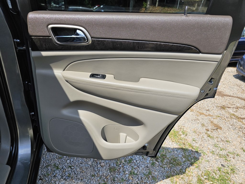 2013 Jeep Grand Cherokee Image 16