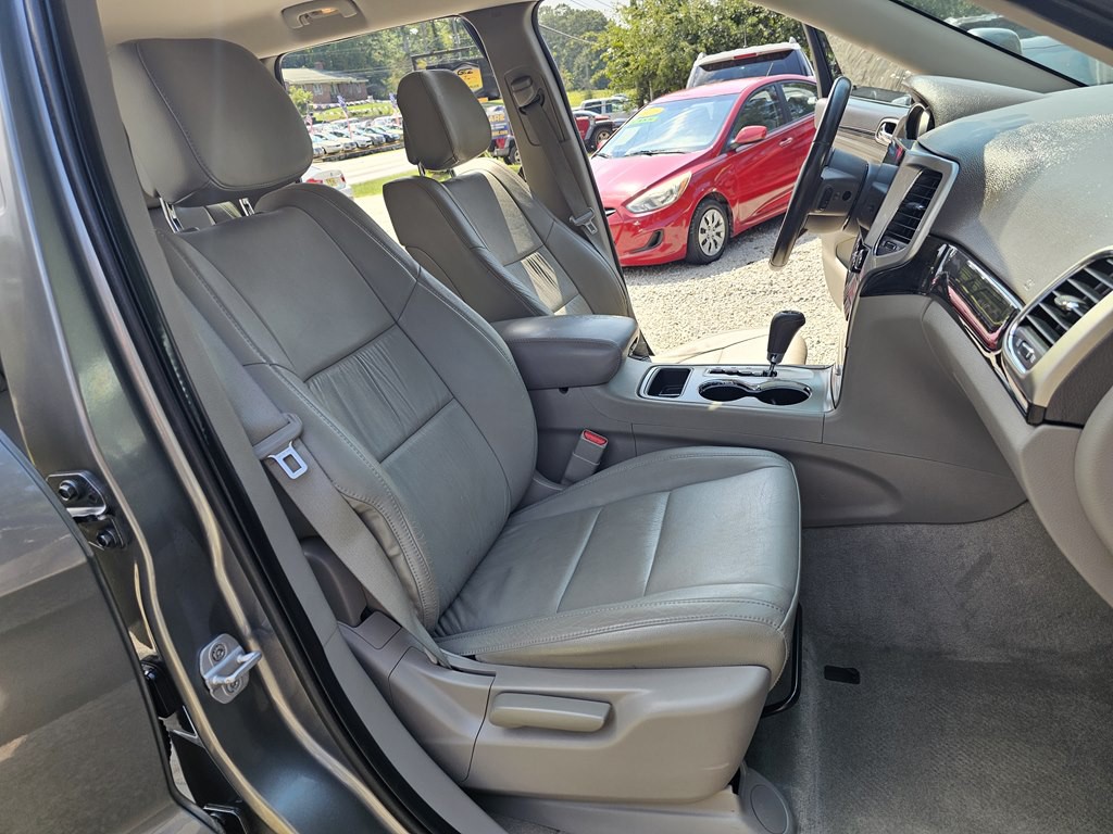 2013 Jeep Grand Cherokee Image 17