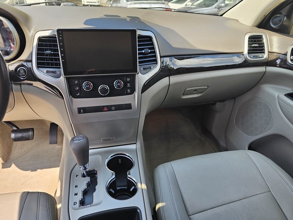 2013 Jeep Grand Cherokee Image 22