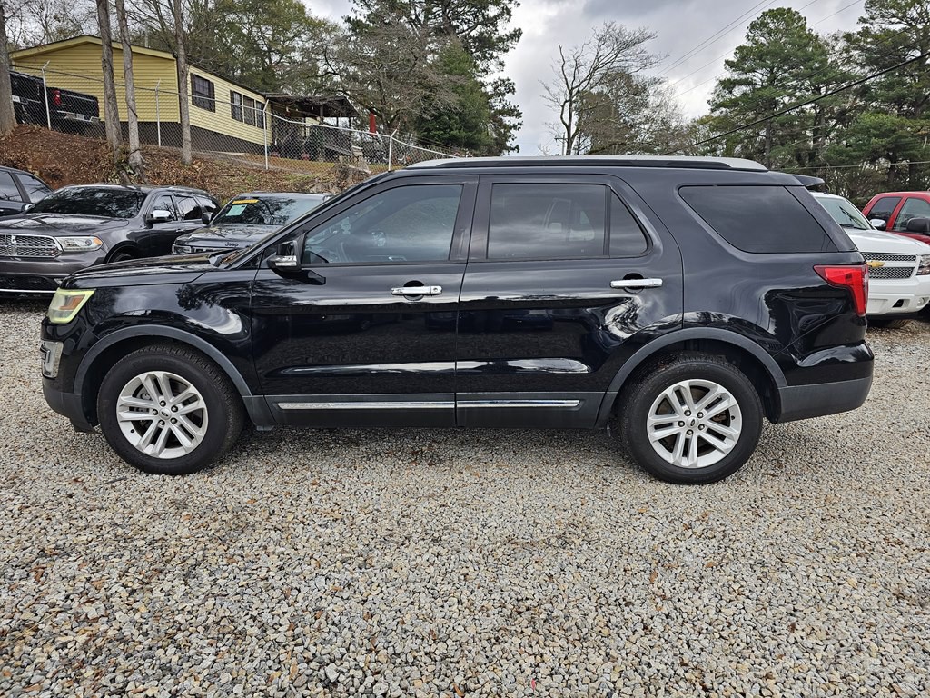 2016 Ford Explorer Image 2