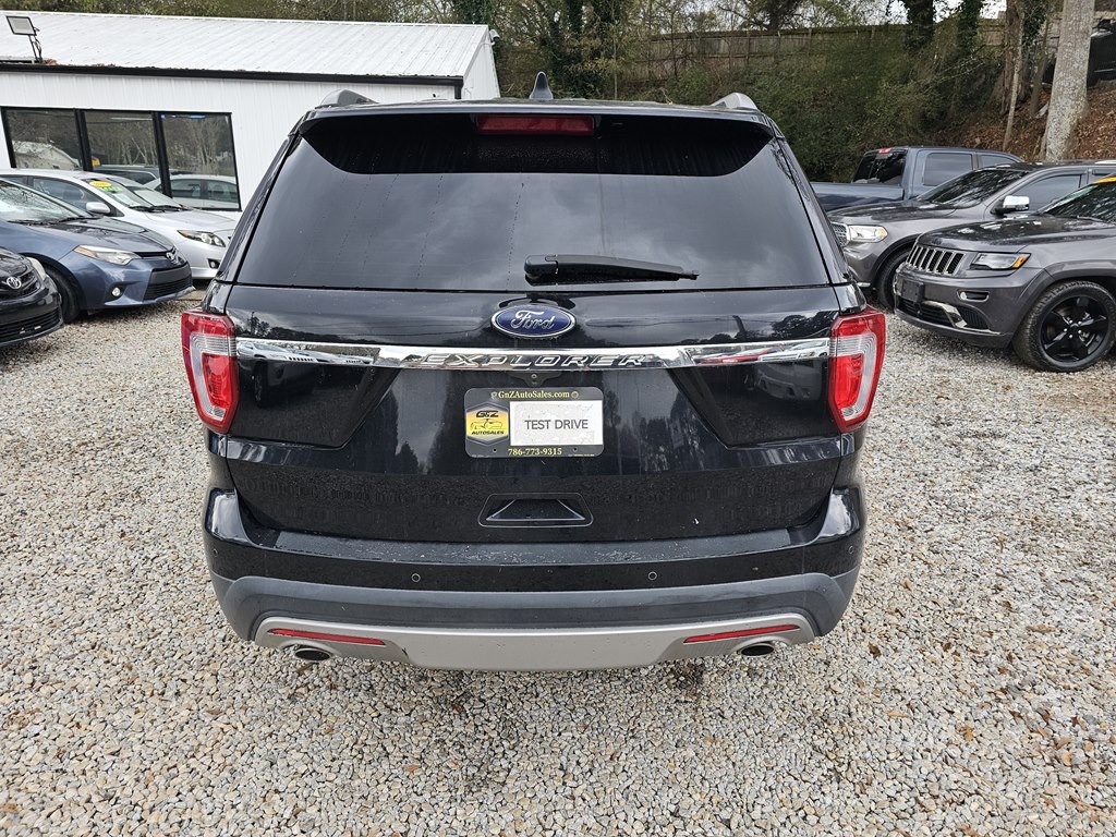 2016 Ford Explorer Image 9