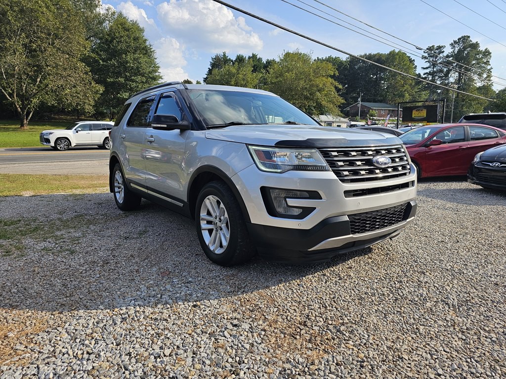 2017 Ford Explorer Image 6