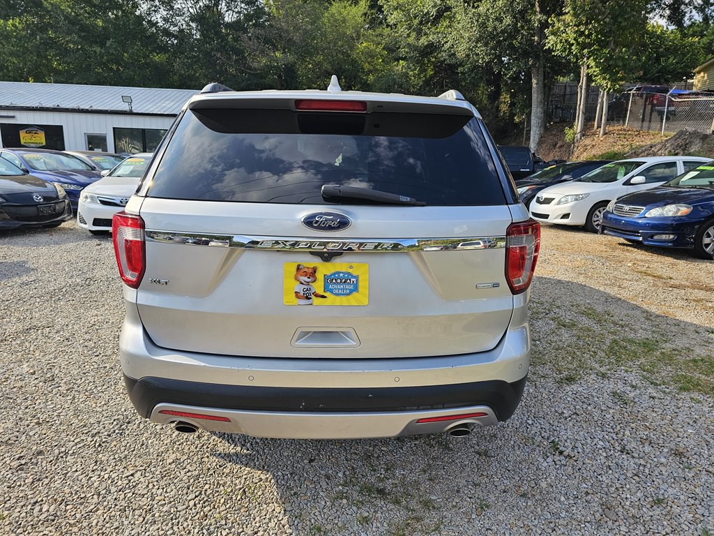 2017 Ford Explorer Image 9