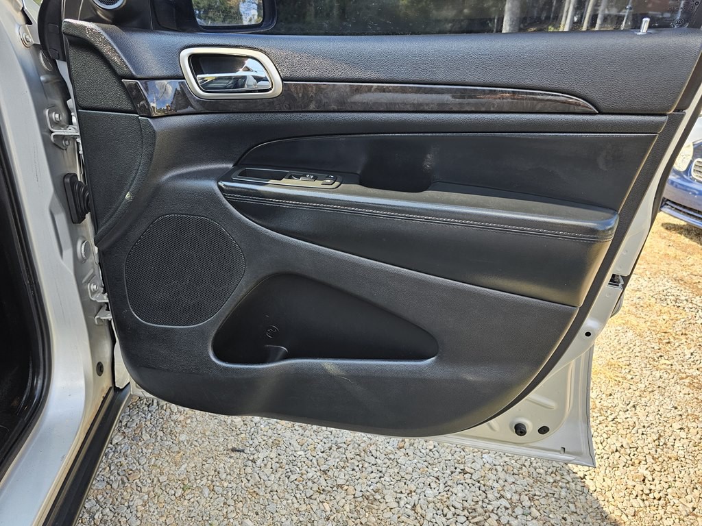 2013 Jeep Grand Cherokee Image 18