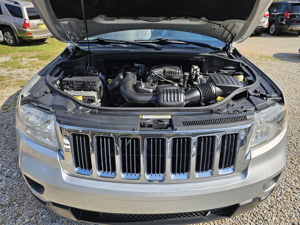 2013 Jeep Grand Cherokee Image 24