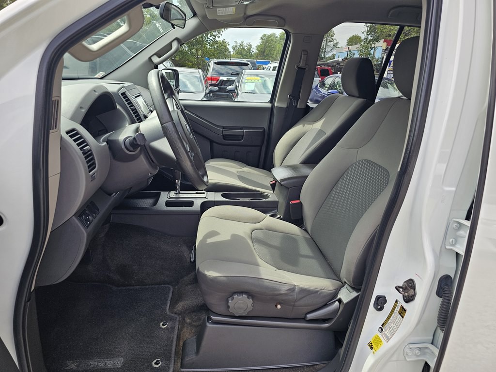 2015 Nissan Xterra Image 10