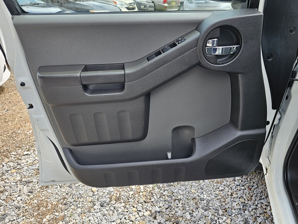 2015 Nissan Xterra Image 11