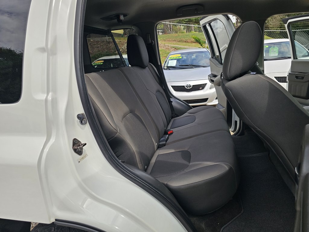 2015 Nissan Xterra Image 14