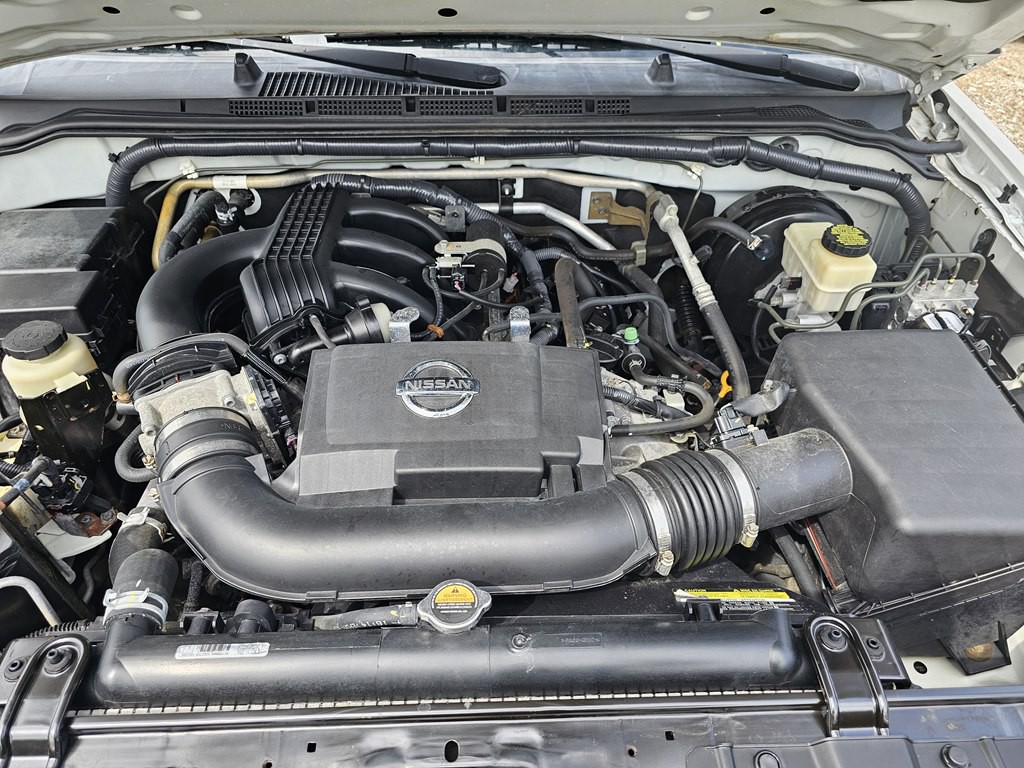2015 Nissan Xterra Image 25