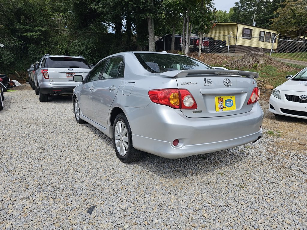 2010 Toyota Corolla Image 3