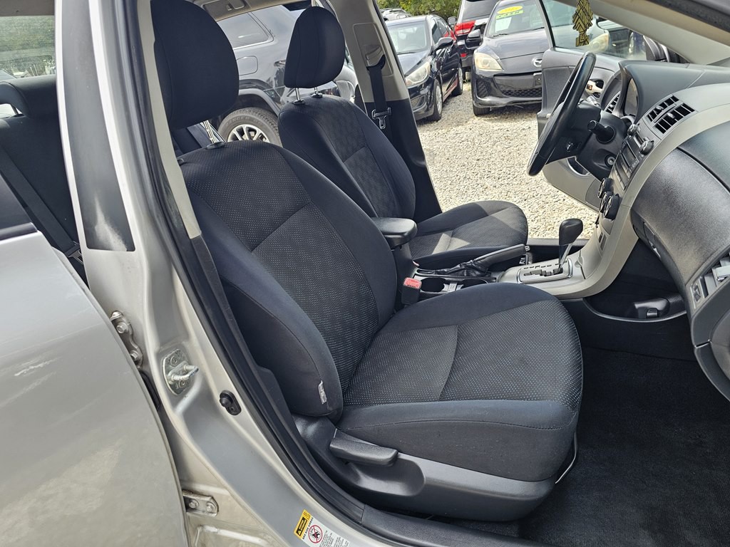 2010 Toyota Corolla Image 17