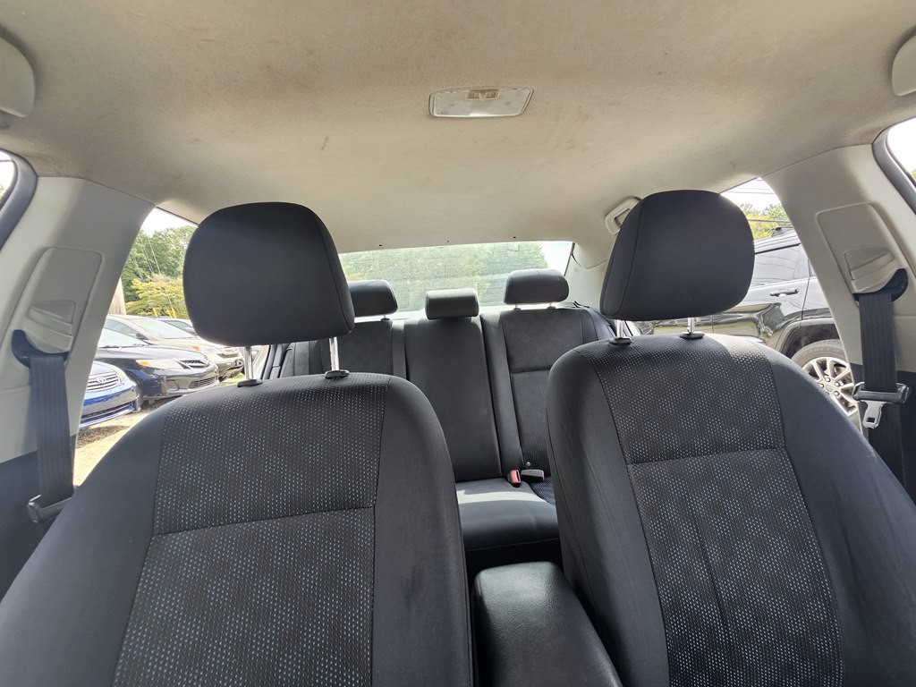 2010 Toyota Corolla Image 21