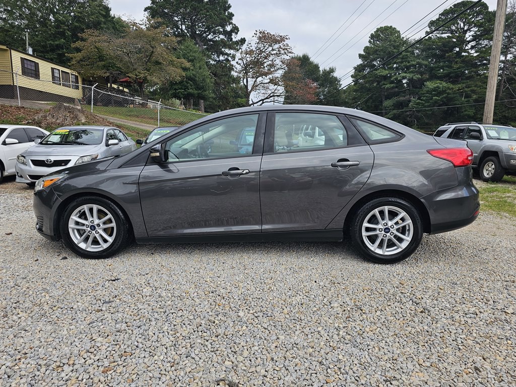 2016 Ford Focus Image 2