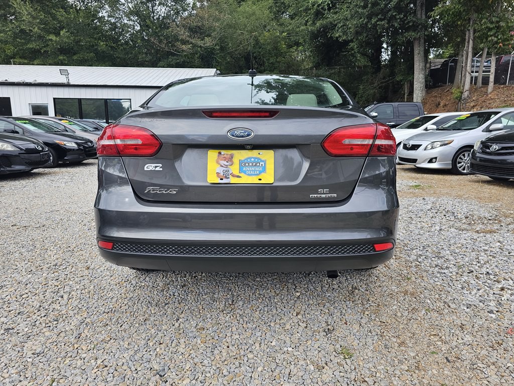 2016 Ford Focus Image 10