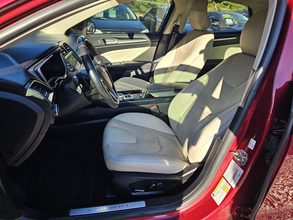 2017 Ford Fusion Image 11