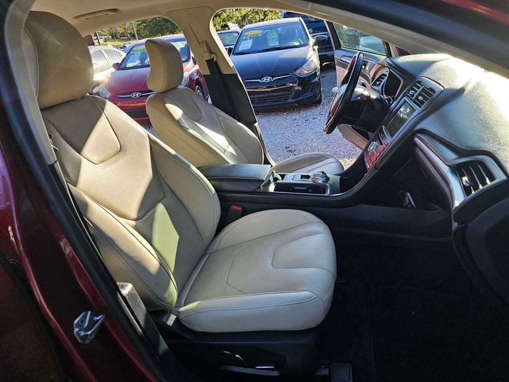 2017 Ford Fusion Image 17