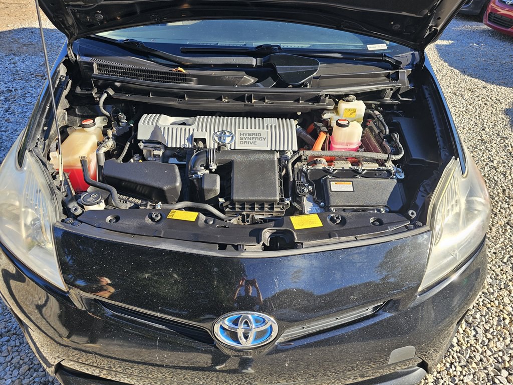 2014 Toyota Prius Image 23