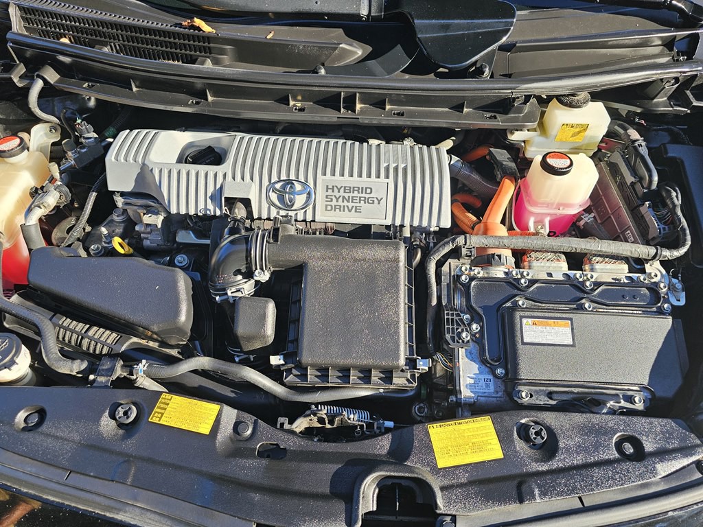 2014 Toyota Prius Image 24