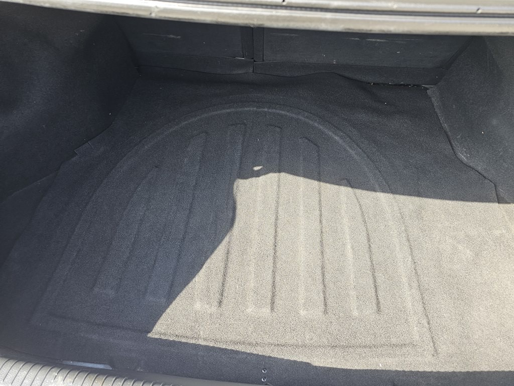 2016 Hyundai Elantra Image 25