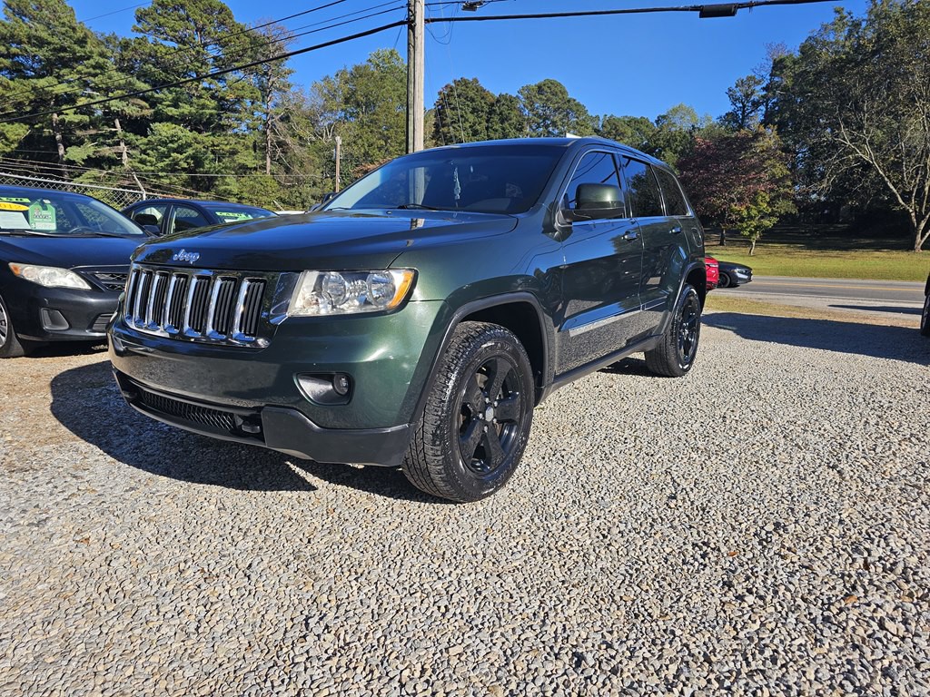 2011 Jeep Grand Cherokee Image 1