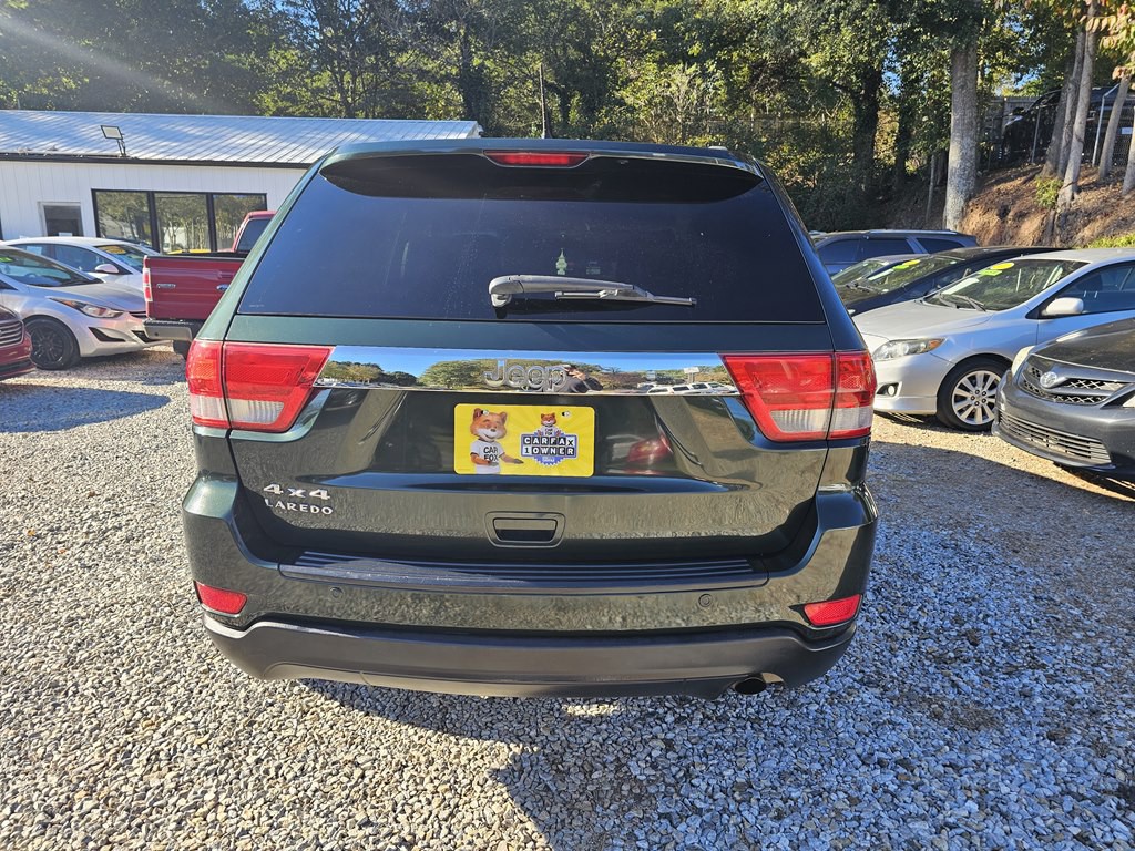 2011 Jeep Grand Cherokee Image 9