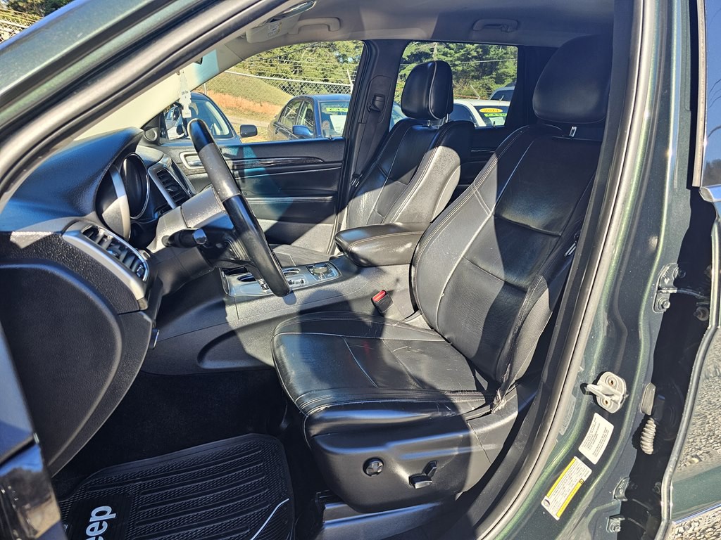 2011 Jeep Grand Cherokee Image 11