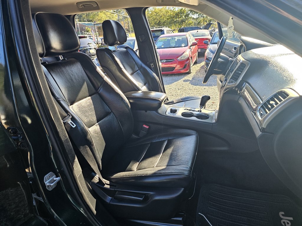 2011 Jeep Grand Cherokee Image 17