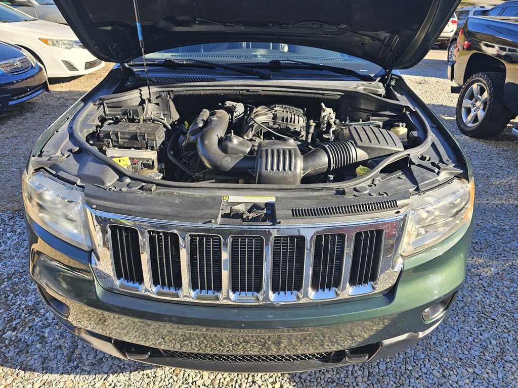 2011 Jeep Grand Cherokee Image 26