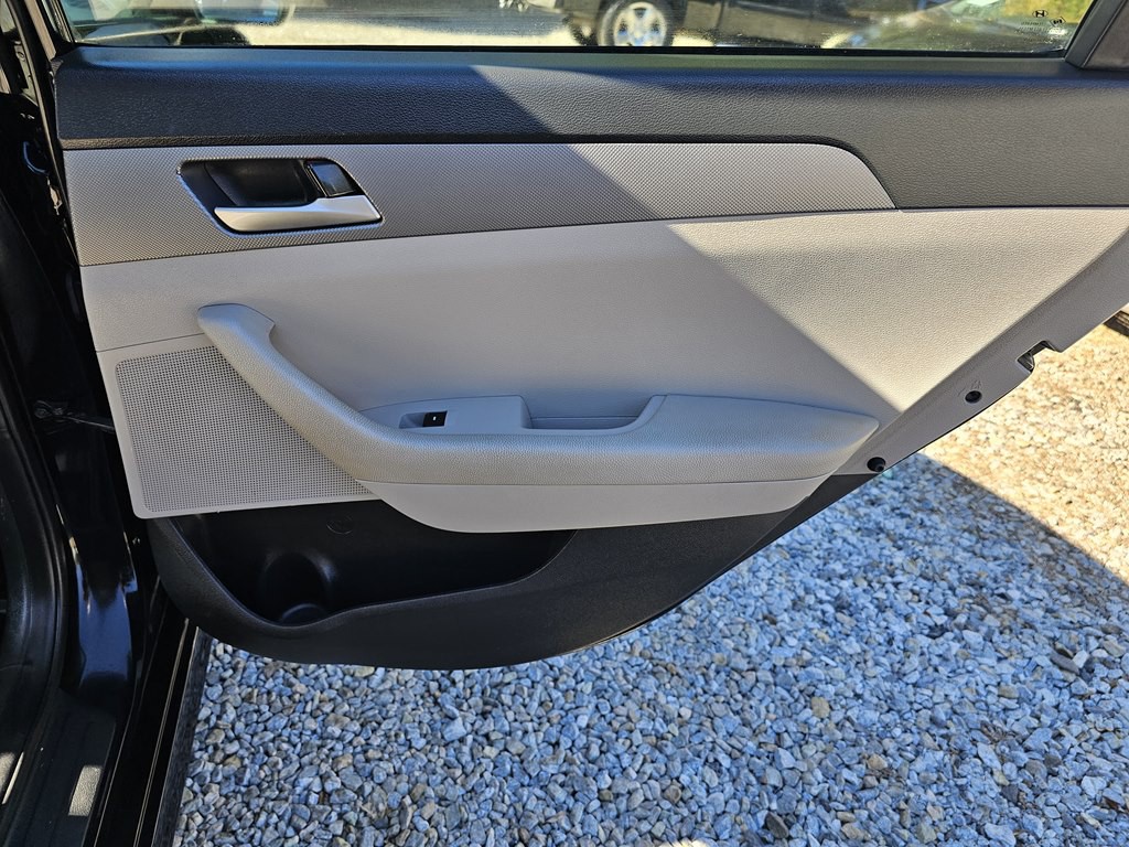 2018 Hyundai Sonata Image 16