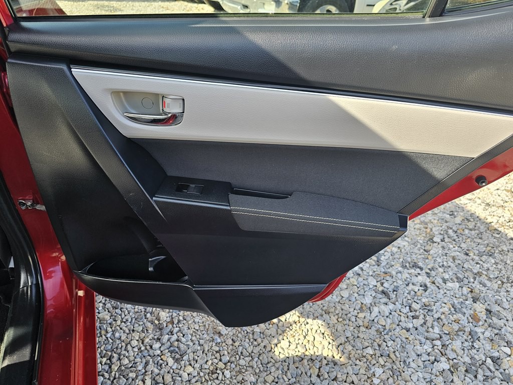 2019 Toyota Corolla Image 16