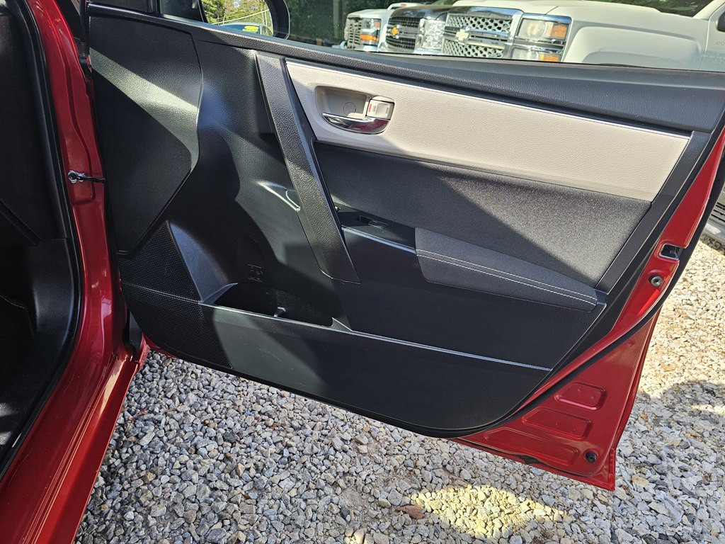 2019 Toyota Corolla Image 18