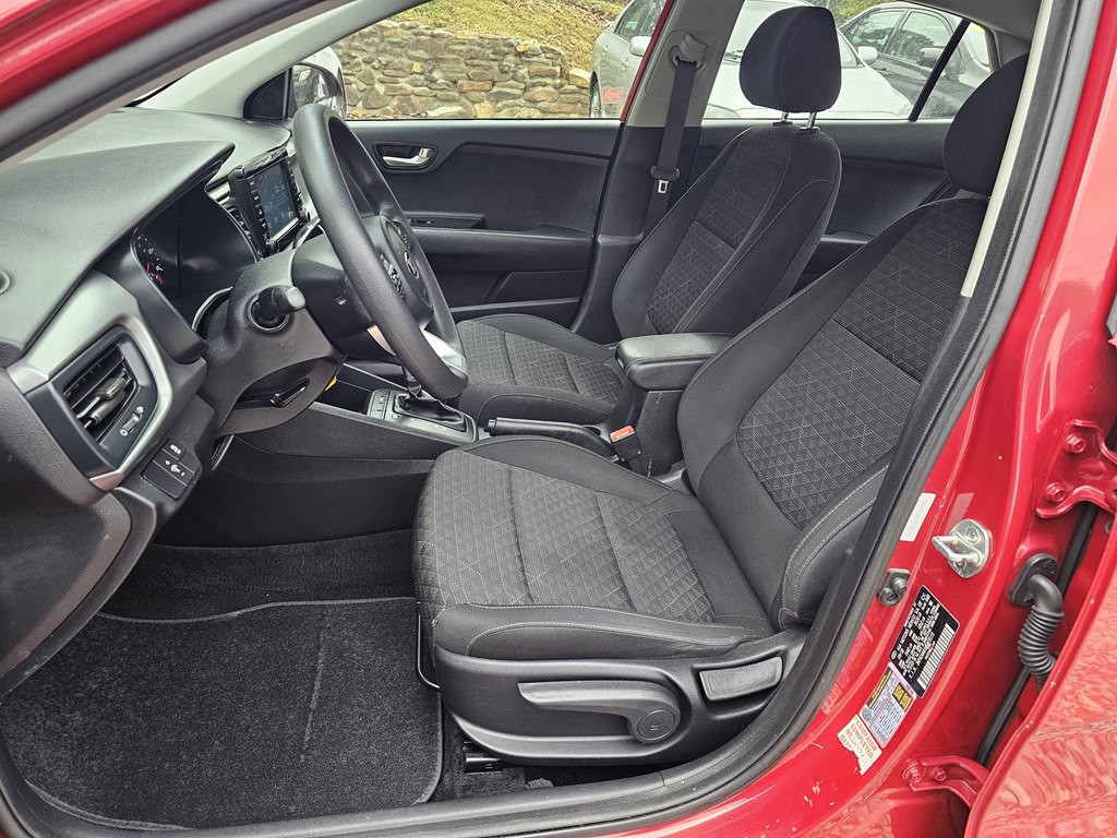 2019 Kia Rio Image 11