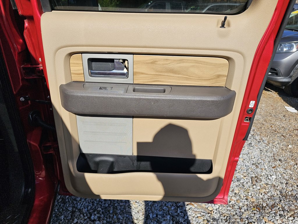 2011 Ford F-150 Image 17