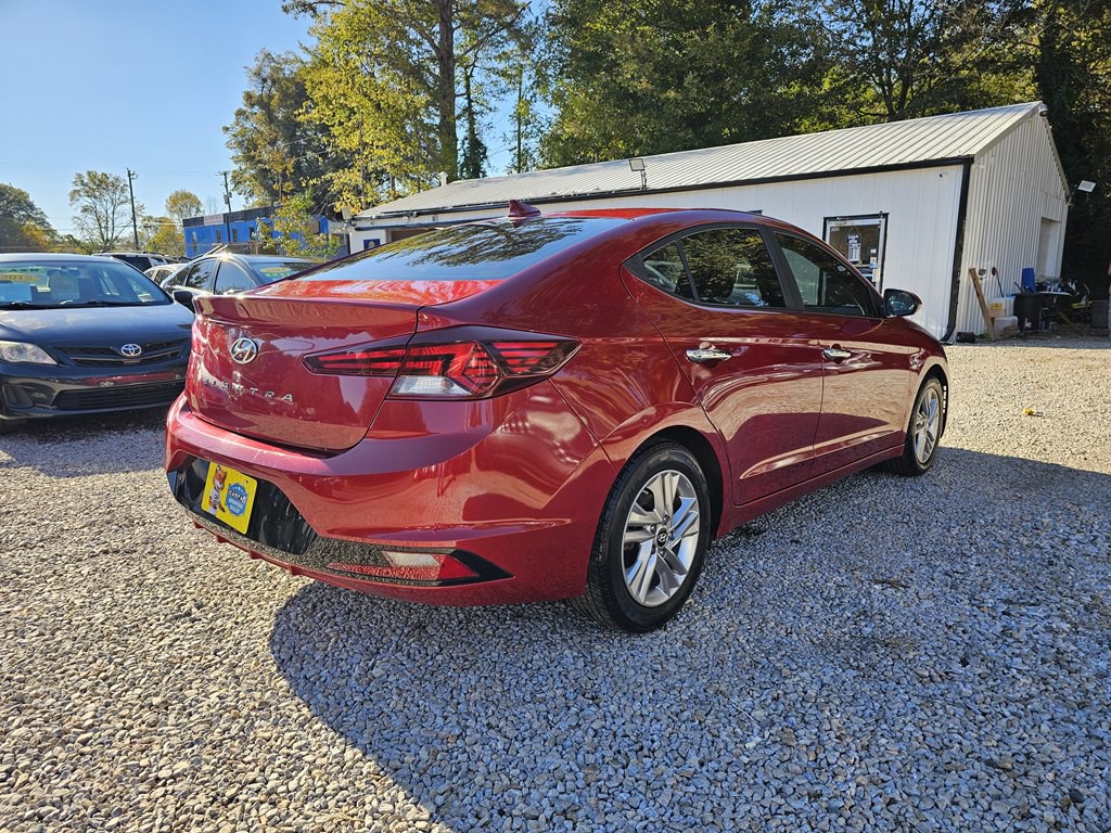 2019 Hyundai Elantra Image 8