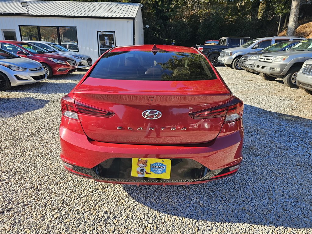 2019 Hyundai Elantra Image 9