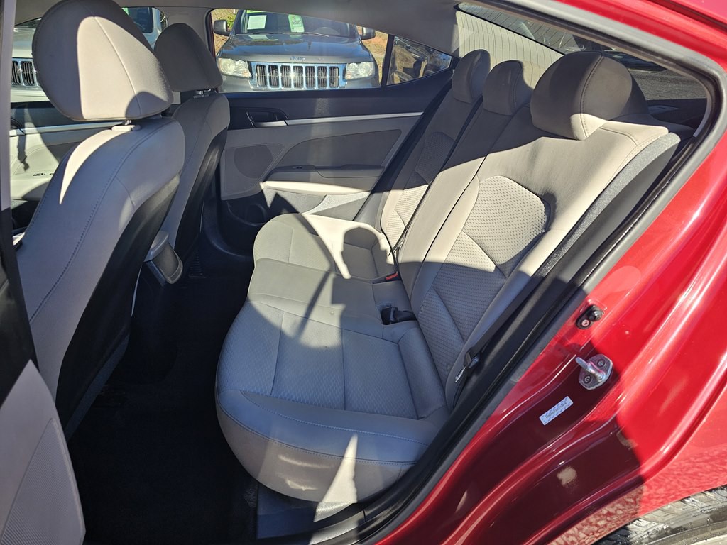 2019 Hyundai Elantra Image 13