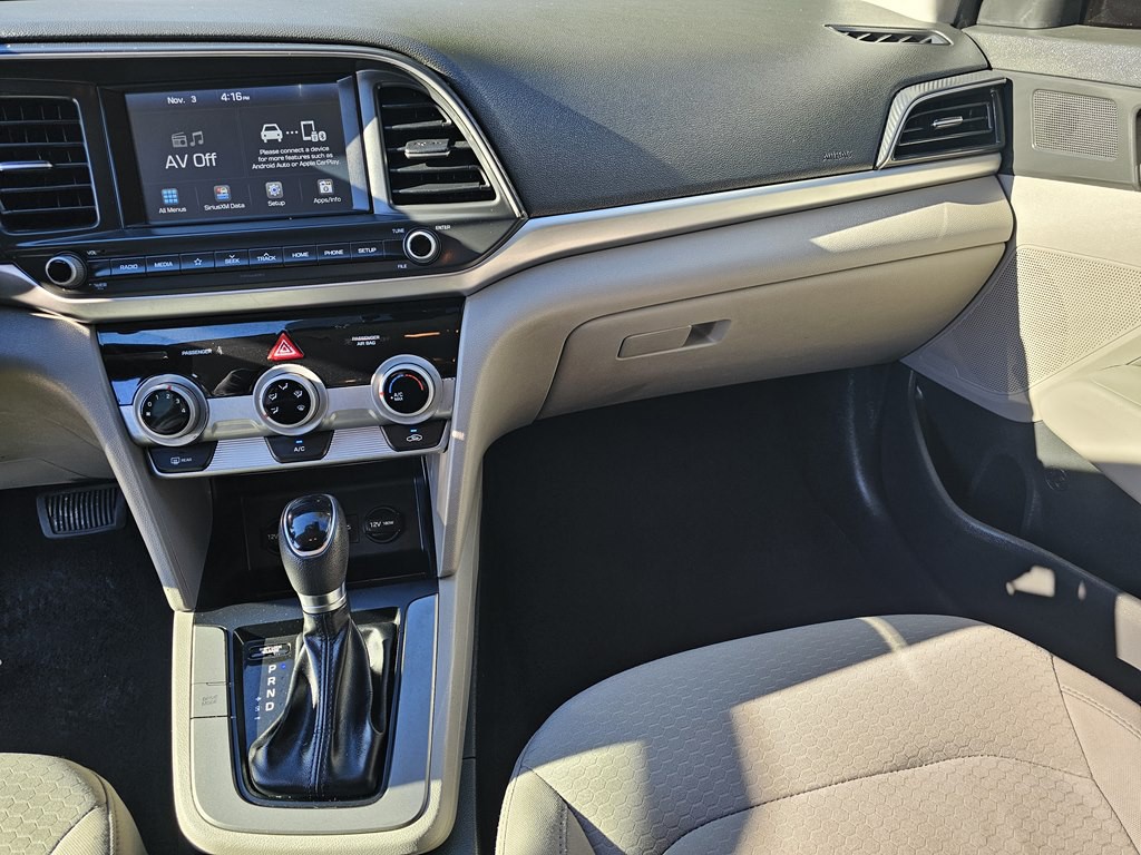 2019 Hyundai Elantra Image 22