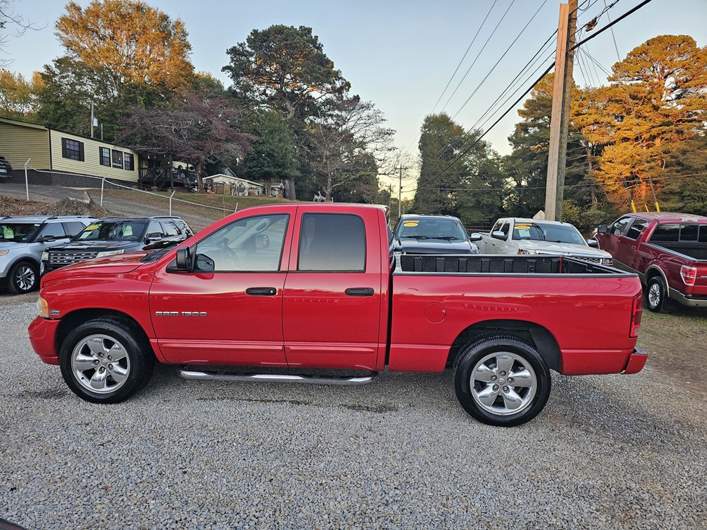 2005 Dodge Ram 1500 Image 2